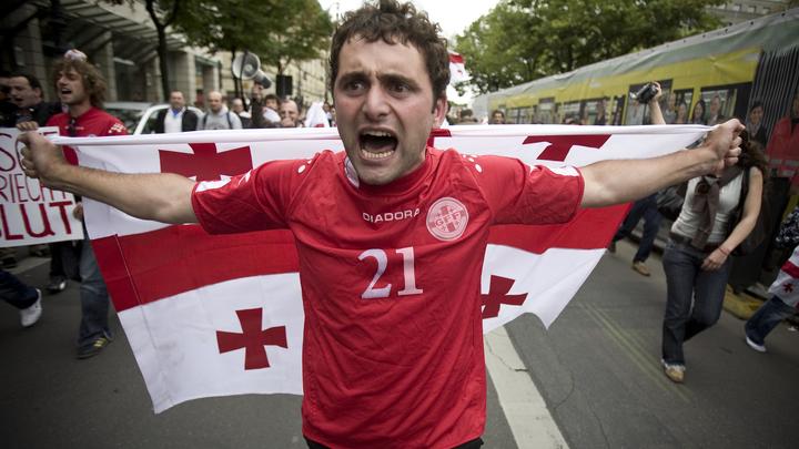 Во время мятежа грузинская оппозиция хотела напасть на Сочи – глава правящей партии