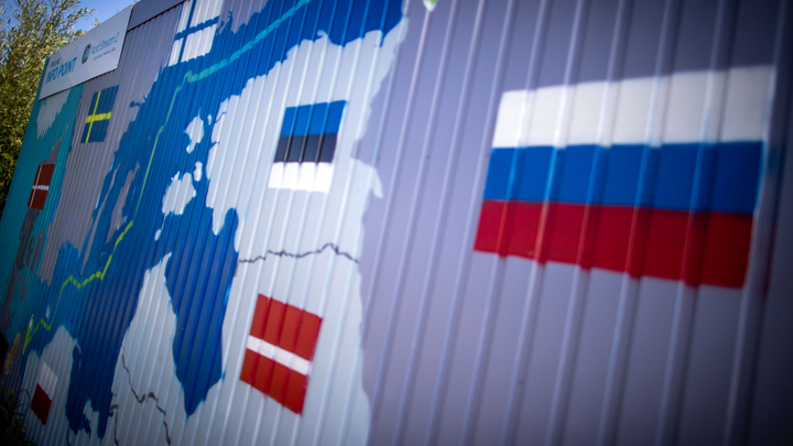 Эксперт цифрами показал истинное могущество США: Может только щёчки надувать