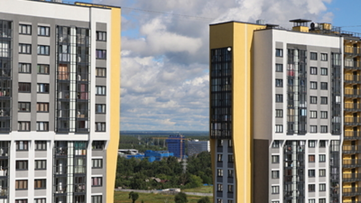 Цены на квартиры в новостройках Новосибирска за год поднялись почти на 40%