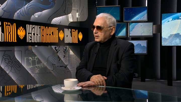 Какие сигналы подают власти России? Шахназаров сказал, напомнив и о признании британского фельдмаршала