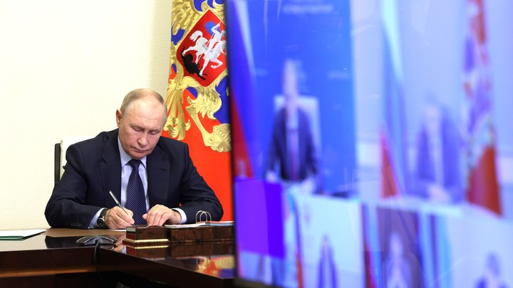 Путин выпустил указ, который ждали очень давно: Люди из западных стран массово устремились в Россию