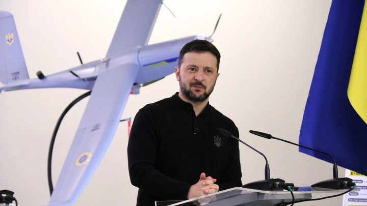 Зеленский заявил, что Украина не получала от США 200 млрд долларов