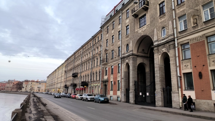 Полная антисанитария: Блокадница выживает без отопления и воды в центре Петербурга