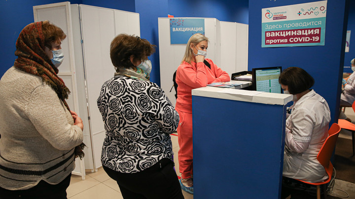 Ещё один регион России объявил обязательную вакцинацию от COVID: Привьют и пожилых