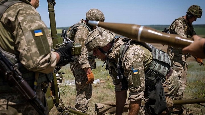 Минобороны: Украинские националисты готовят масштабную химатаку под Харьковом
