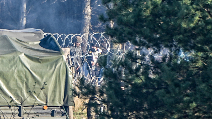 А теперь разразится война?: Подсчёты мигрантов на границе вызвали удивление у простых людей