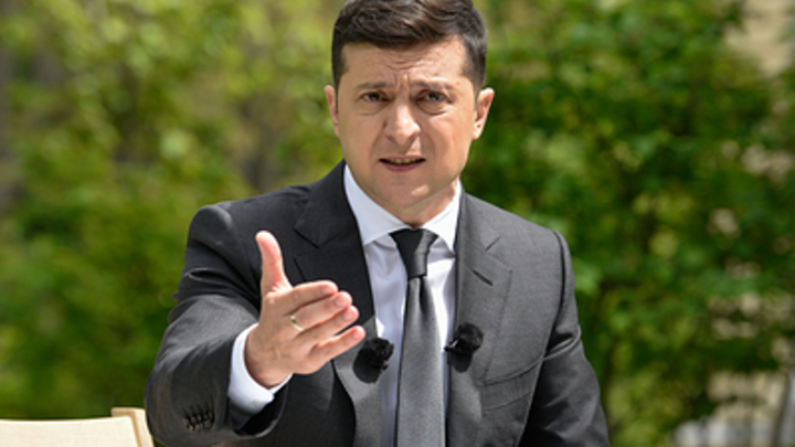 Владимир Зеленский признался, что больше не верит в НАТО