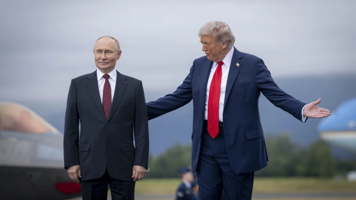 Трамп признался в страхе к Путину и объяснил, почему не стал звонить ему при лидерах ЕС