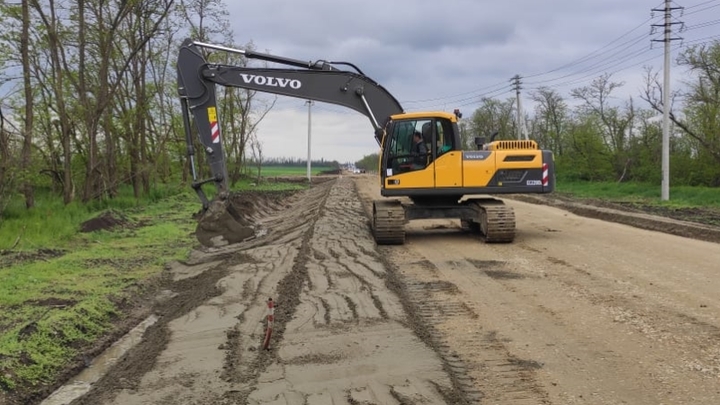 В июне на проезжей части Почтового тракта Краснодара начнут укладывать асфальт