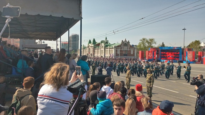Уникальную хронику военных лет бесплатно покажут в Новосибирске в День Победы
