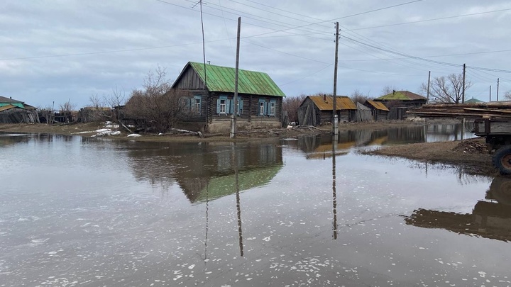 Лодки на воду: в Кургане нашли способ переброски жителей через Тобол