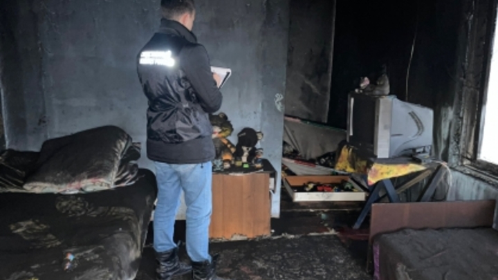 В Адыгее во время пожара в частном доме погибли двое маленьких детей