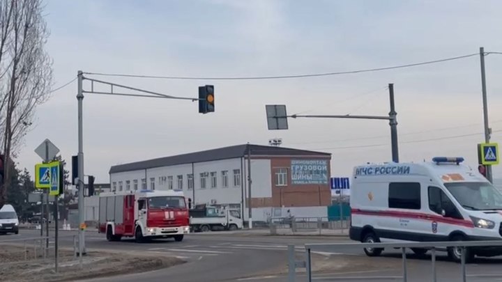 Жителей Крымского района встревожил сильный утренний взрыв