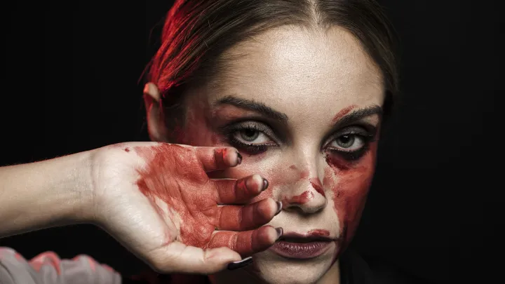 Мать расправилась с дочерью, а затем убила себя в номере отеля в Лас-Вегасе