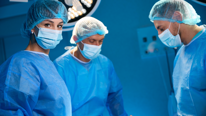 Врачи вместе с саперами извлекли из ноги раненого десантника боеприпас