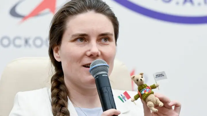 Анна Кикина возьмёт с собой в космос соболя – символ Новосибирска