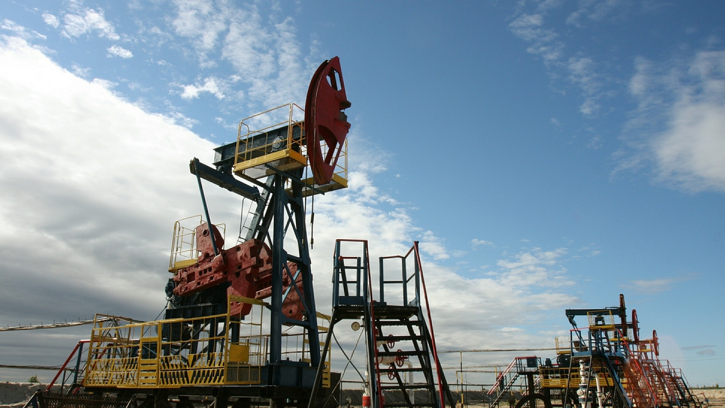 Россия открыта для предложений по сокращению добычи нефти Россия открыта для предложений по сокращению добычи нефти