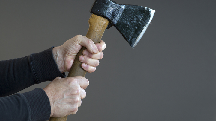 В Курганинском районе сын зарубил отца топором из-за обвинений в наркомании