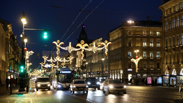 Затронет более 5 млн водителей: Жителей России ещё на два года освободили от продления прав