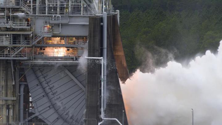 США готовятся к войне с Россией. Маск запустит тысячи Шакалов