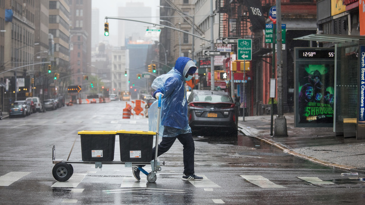 Пока олигархи бегут от COVID-19 из Европы в Россию, инвесторы из РФ засобирались в США и на Карибы