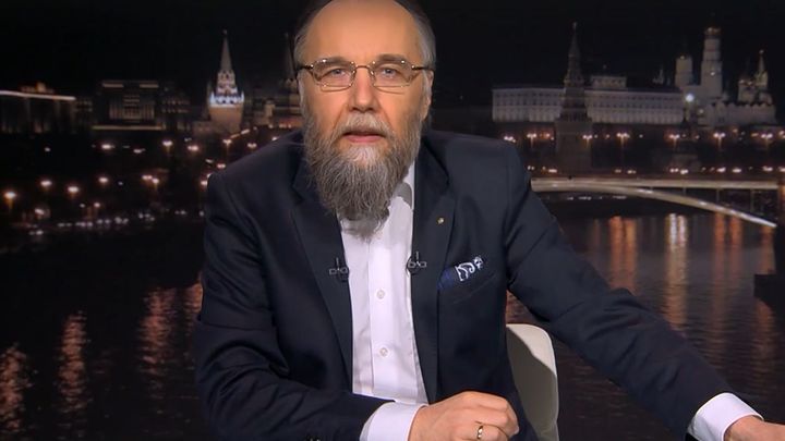 Возмутительный жест Токаева. Дугин объяснил, чем опасны аномалии нового правительства