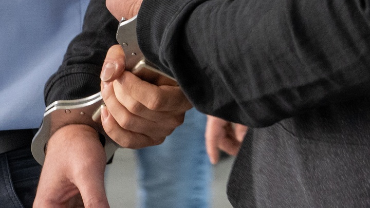 Жечь поля из-за долга в 20 млн: Замглавы чечено-ингушской диаспоры попался на рэкете