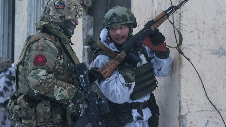 Новая элита России определена: Они задают тон без дорогих машин и пафоса