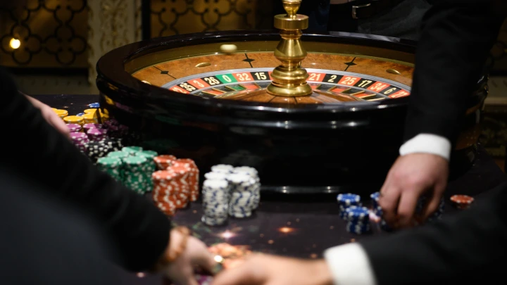 Британка лишилась дома и мужа после крупного выигрыша в казино