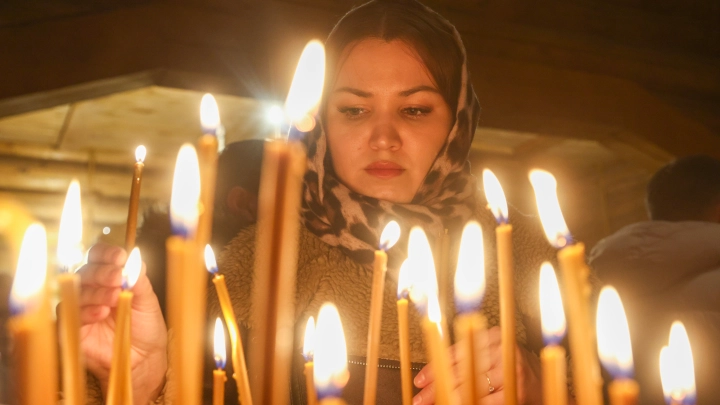 Радоница 2025: смысл и традиции особого дня поминовения усопших