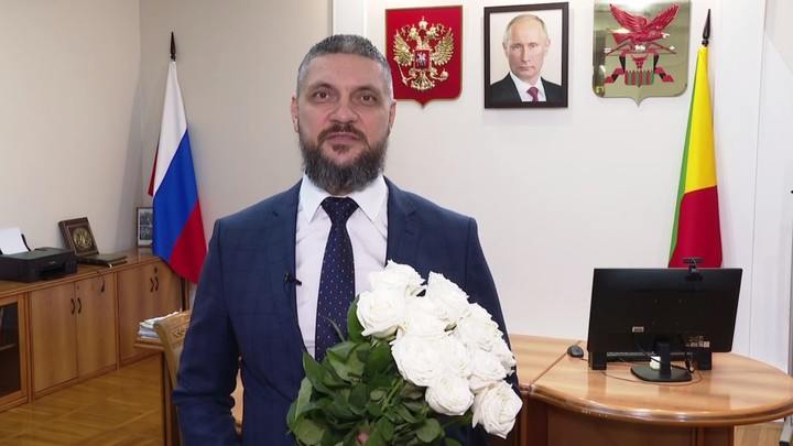 Осипов поздравил забайкальских женщин с праздником 8 марта