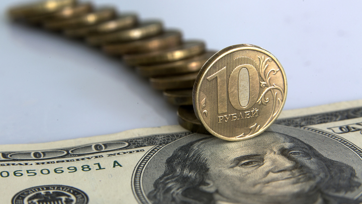 Рублю пообещали кучерявую неделю: Байден или Трамп - чья победа спасёт русскую валюту?