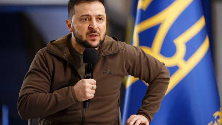 Владимир Александрович, когда в Москву?. Зеленского не сдержался и нарвался на штраф