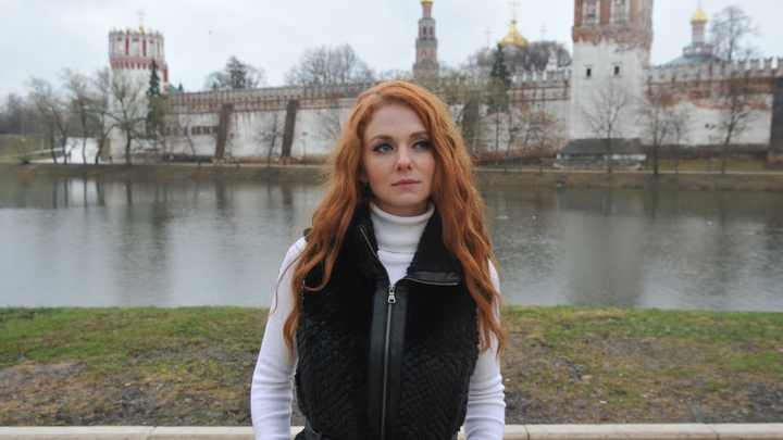 Экс-солистка Тату Лена Катина готовится к свадьбе: Колечко – музейный экспонат