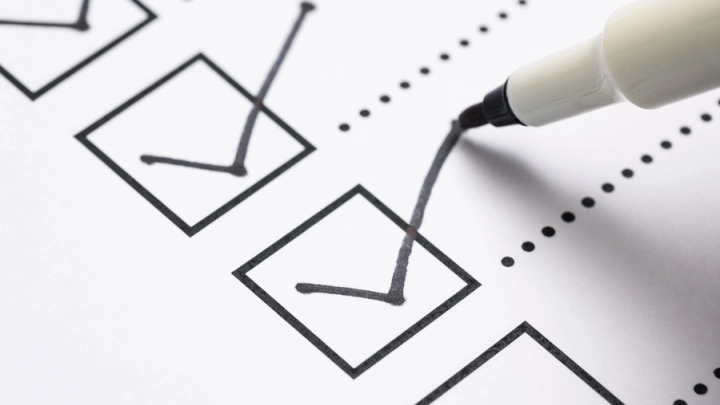 Власти не помогли. Кандидат в президенты Абхазии Бандра Гунба побеждает на выборах. Но есть нюанс