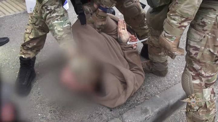 На Кубани задержали подельников телефонных мошенников, обманывающих жертв из-за рубежа