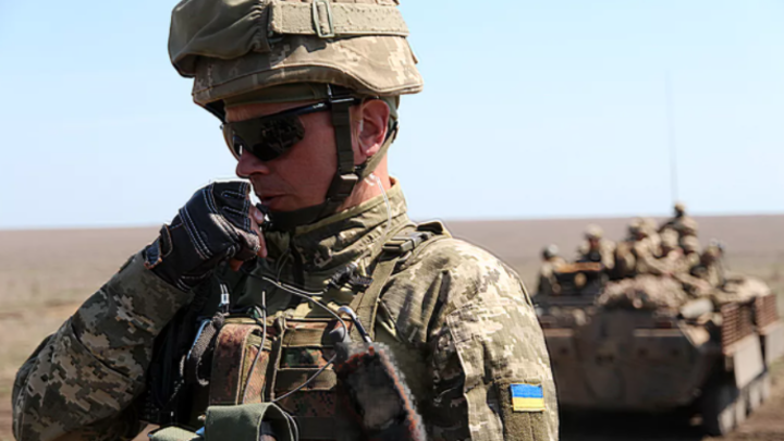 Украинские силовики потренировались ловить беженцев на границе с Беларусью