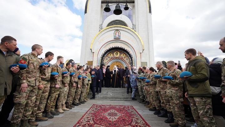 Всероссийский молебен о Победе начался: Мощи Георгия Победоносца встречают 100 городов Земли Русской