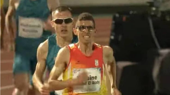 Бегун из Новосибирской области получил серебро на чемпионате мира