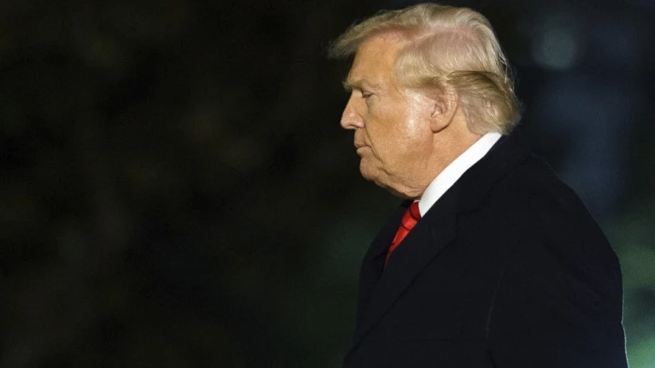 Пятно на истории нашей страны: Трамп запретил финансирование детские операций по смене пола