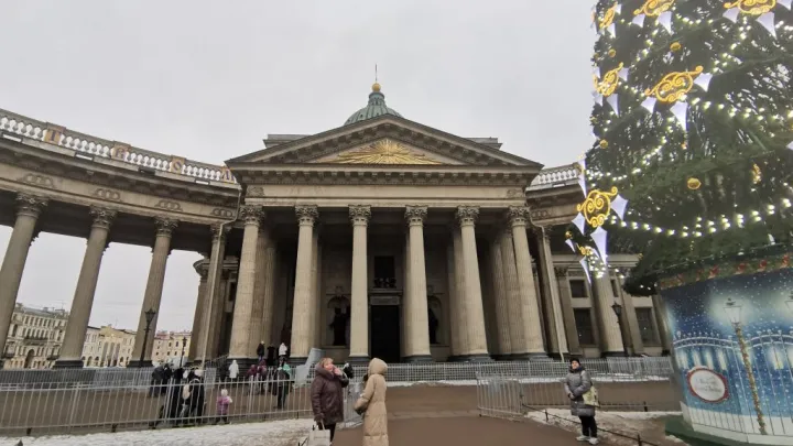 Город на Неве стал лидером по уровню тревожности в России