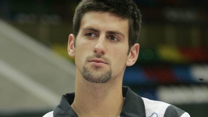 Виза есть, но нет прививки: Теннисиста Джоковича снова арестовали в Австралии - СМИ