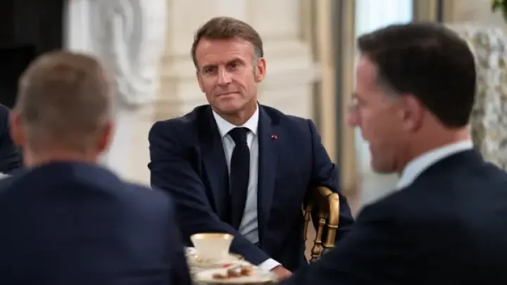 Опубликована запись разговора Трампа и Макрона о согласии Зеленского на прекращение огня