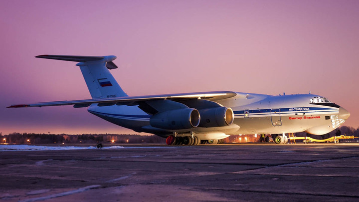 Россия послала США ещё один "очень большой" самолёт с медоборудованием: Бескорыстная помощь русских