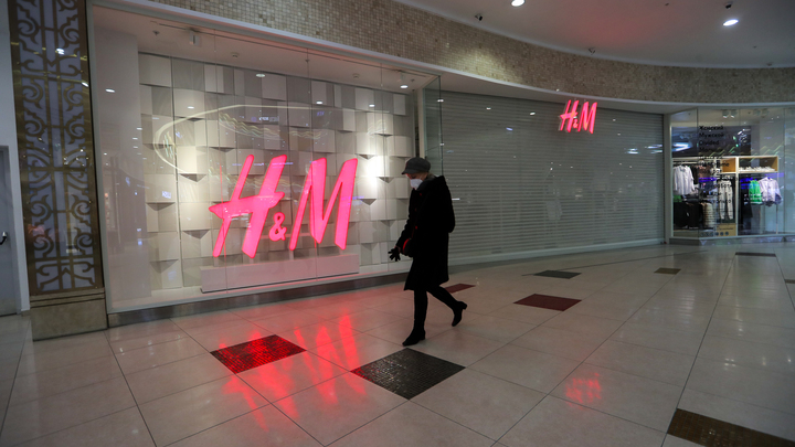 H&M уходит из России: С датой последней распродажи вышла неувязочка