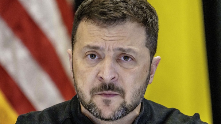 Скрытое на встрече Зеленского и Байдена: Президент не смог обойтись без говорящего букета, а галстук всех расстроил