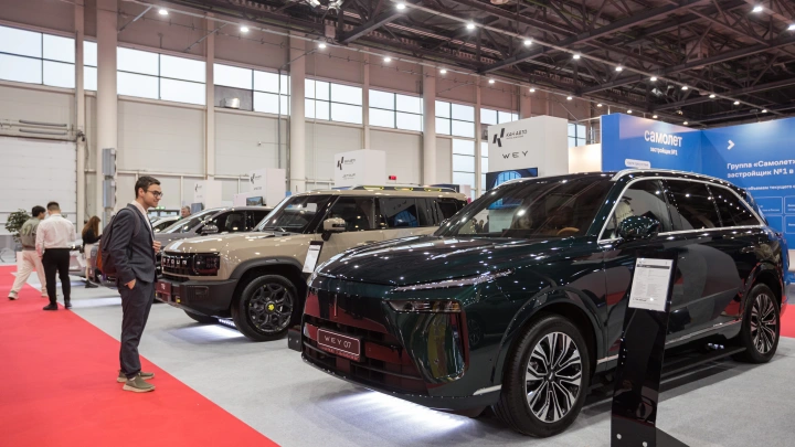 В России начали продавать подержанные авто на маркетплейсах