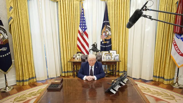 Республиканцы хотят оставить Трампа на третий срок: Эксперт рассказал, почему это маловероятно