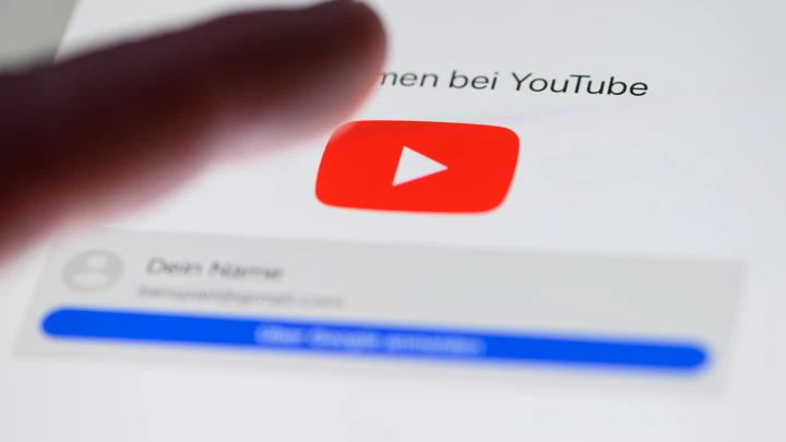 Эксперт из Новосибирска рассказал о перспективах работы YouTube