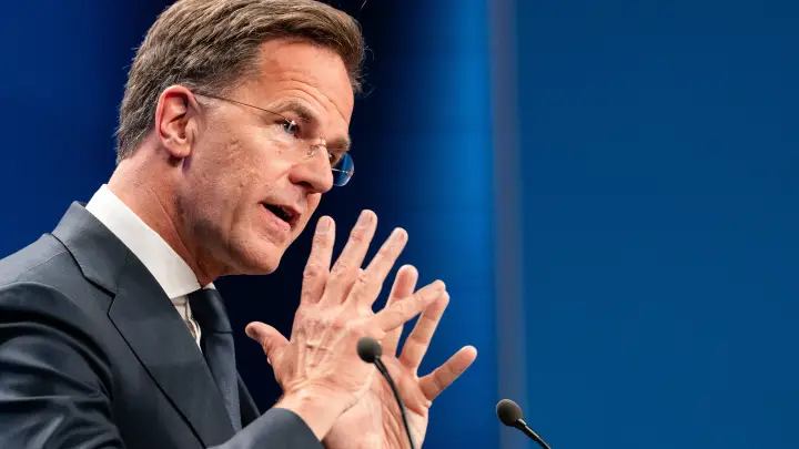 Рютте не смог объяснить слова о нападении России на НАТО